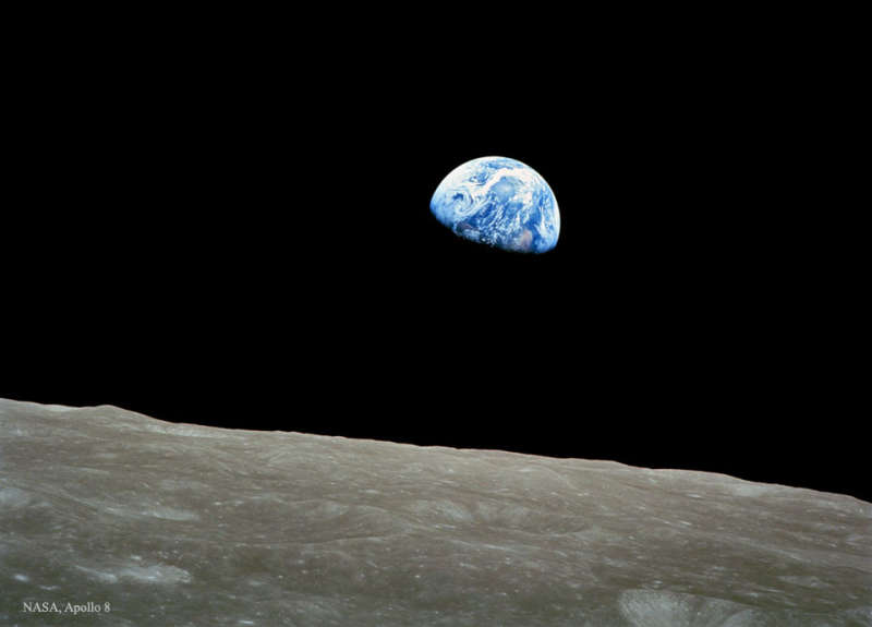 Фото Земли с поверхности Луны, сделанное в декабре 1968 года астронавтами миссии «Аполлон-8»